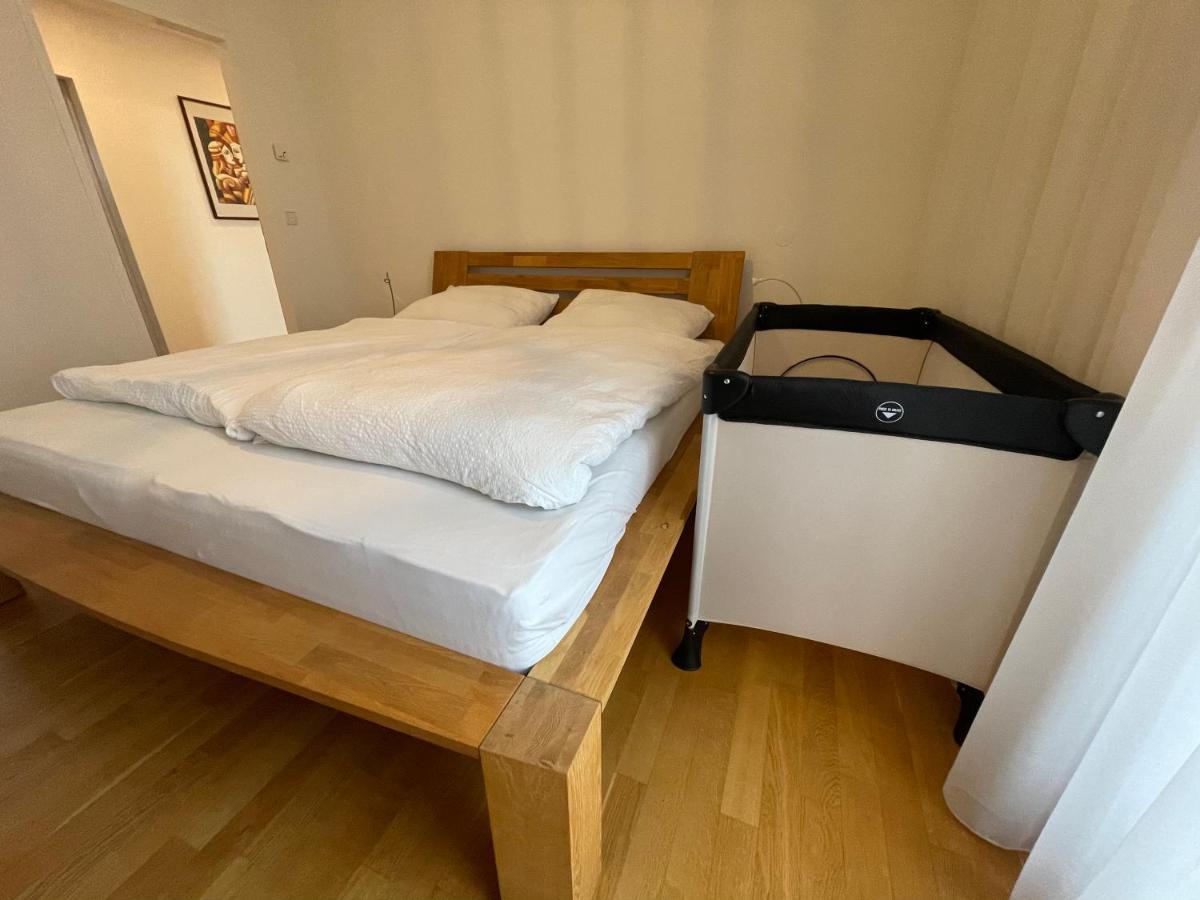 Penthouse Wohnung Am Radweg Mit Dachterasse ヴァイトホーフェン・アン・デア・ターヤ エクステリア 写真